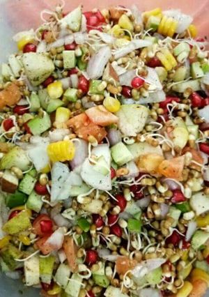 A picture of Healthy Diet salad.