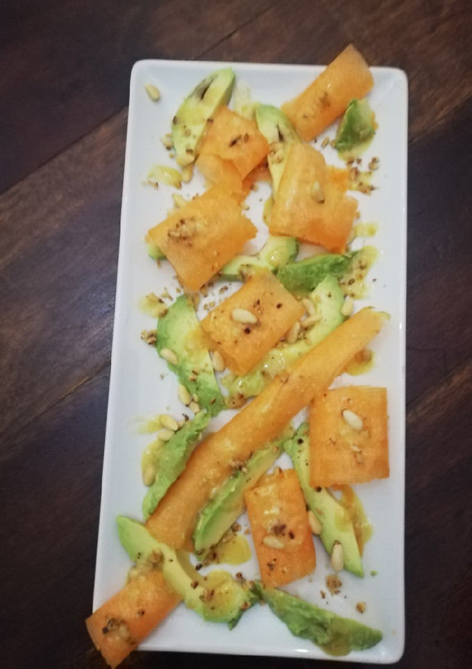 Una foto de Carpaccio de Calabaza
