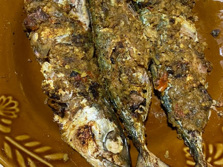 Cara Gampang Menyiapkan Ikan Kembung Bakar Balur Bumbu Kemiri, Bikin Ngiler