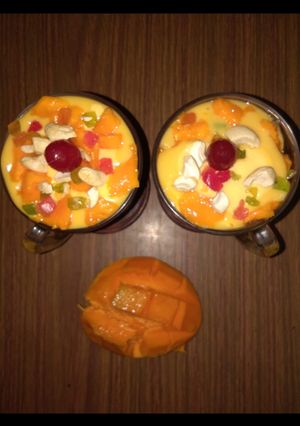 मॅगो मस्तानी (mango mastani recipe in marathi) रेसिपी चे मुख्य फोटो 