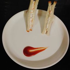 A picture of Hung Curd Sandwich.