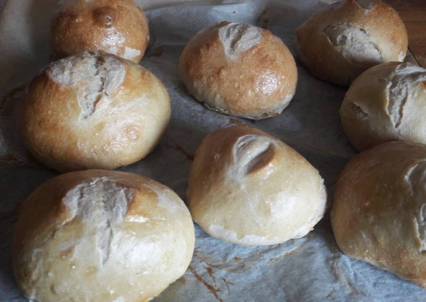 Easy NO KNEAD bread rolls