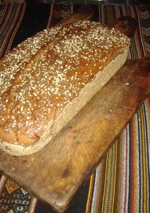 Una foto de Pan de harina integral y semillas 