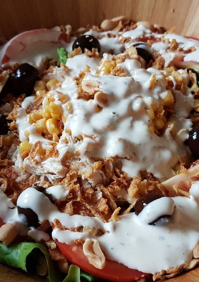 Una foto de Ensalada de Pollo