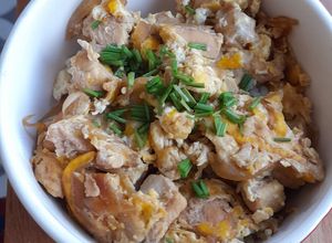 Una foto de Oyakodon