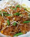 Pad Thai with Egg (Quick Dish)