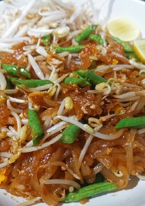 A picture of Pad Thai with Egg (Quick Version).