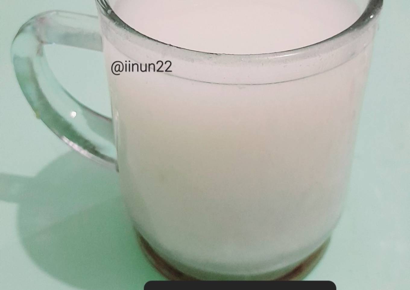 Langkah Mudah untuk Menyiapkan 35. Es Moris Sirsak 🥛 yang Lezat Sekali