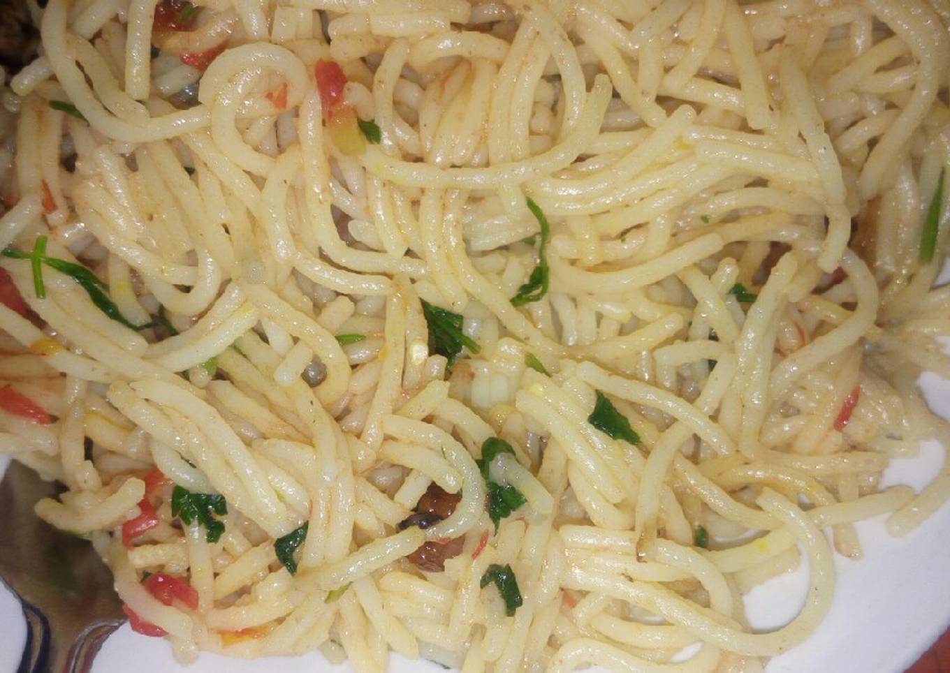 Spaghetti with tomato sauce