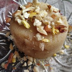 A picture of Suji Ka halwa.