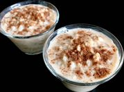 Una foto de arroz con leche vegano