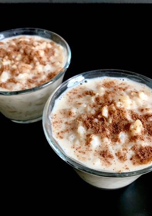 Una foto de Postre vegano estilo arroz con leche hecho con un resto de arroz integral