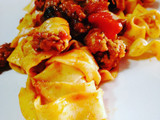 Parpadelle fresche con salsiccia, melanzana e finocchietto