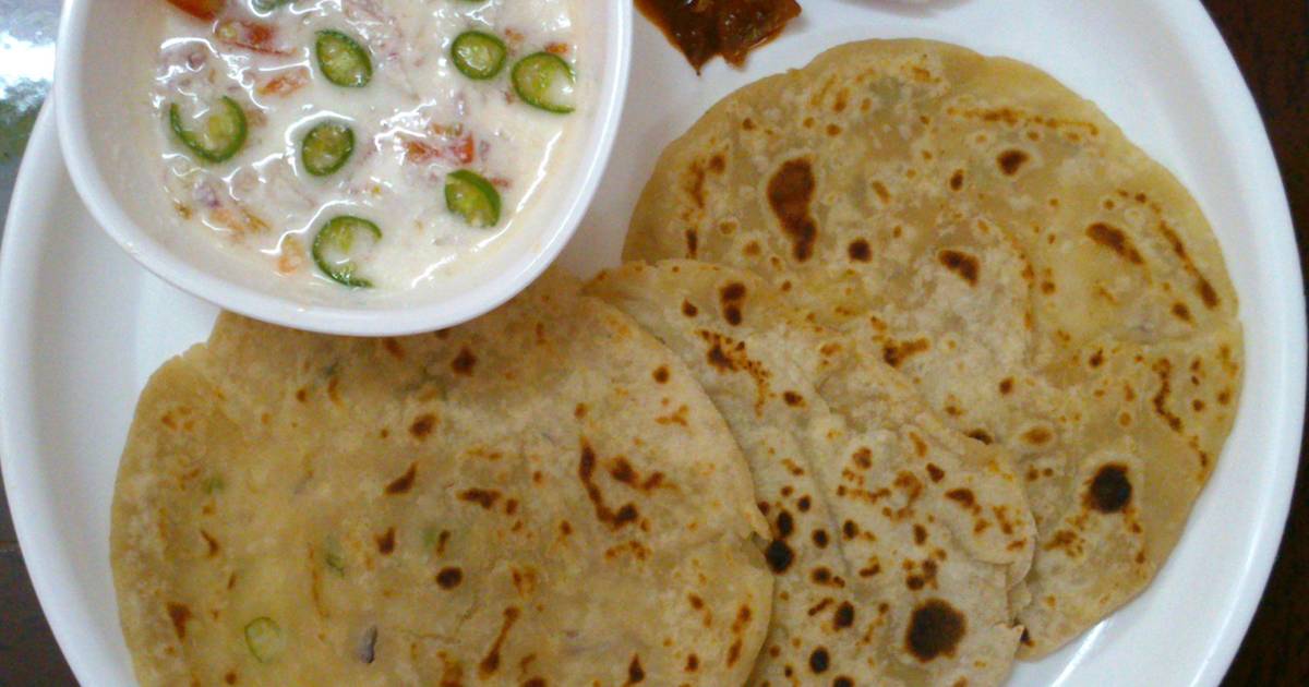 Aloo paratha Recipe by Anju Balan - Cookpad