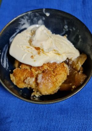 A picture of Apple Cobbler.