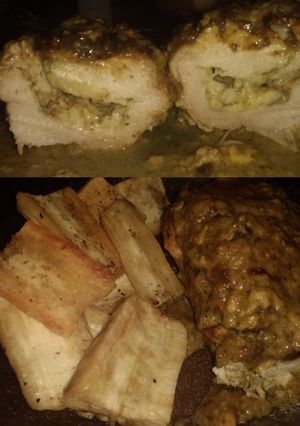 Una foto de Pechugas rellenas y mandiocas fritas