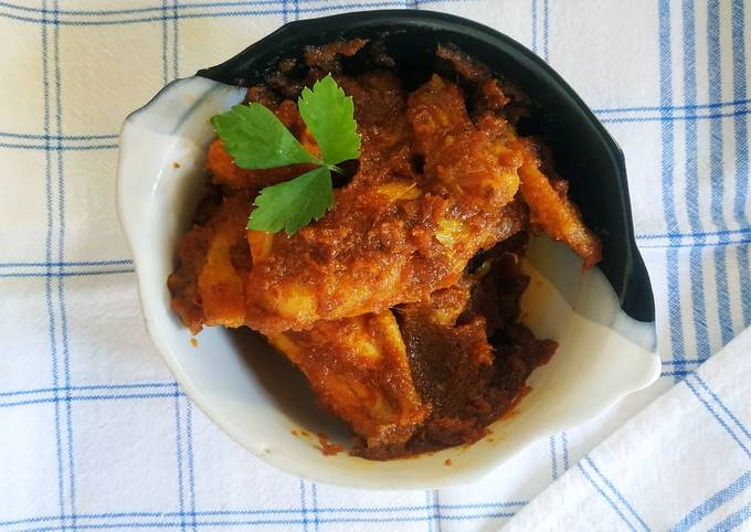 Sayap Ayam Bumbu Rendang