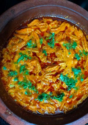 A picture of Gathiya ki sabzi.