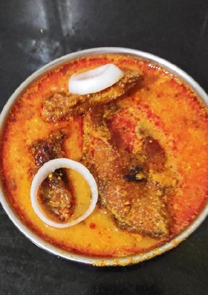 फिश करी (Fish Curry recipe in Hindi) रेसिपी मुख्य फोटो