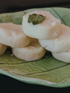 મલાઈ પેંડા (Malai Penda Recipe In Gujarati) રેસીપી મુખ્ય ફોટો