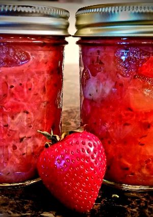 A picture of Mike's Strawberry Banana Pineapple Compote.