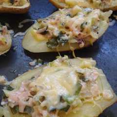 A picture of Papas rellenas al horno.