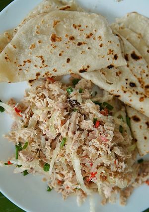 A picture of Mas Huni (tuna with coconut) (Maldives).