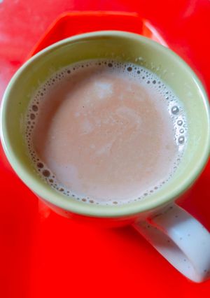अदरक मसाला चाय (adrak masala chai recipe in Hindi) रेसिपी मुख्य फोटो