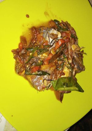 Foto resep Ikan kembung pedas