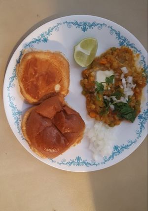 A picture of Pav Bhaji (instant pot or cooker) recipe.
