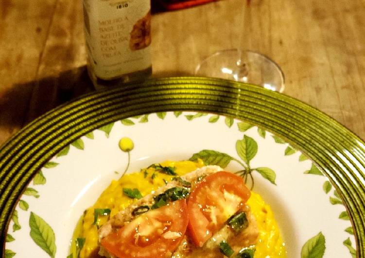 Salmão Na Cama de Purê de Abóbora e Queijo Canastra! - Tudogosreceitas