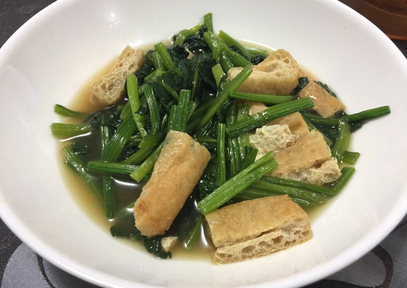 Stewed Spinach & Tofu puff