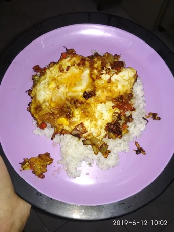 Langkah Mudah untuk Menyiapkan Resep Nasi telur Pontianak yang Sempurna Anti Ribet, Mantap Sekali
