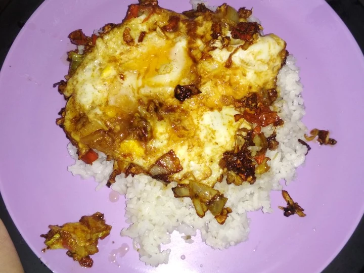 Langkah Mudah untuk Menyiapkan Resep Nasi telur Pontianak yang Sempurna Anti Ribet, Mantap Sekali