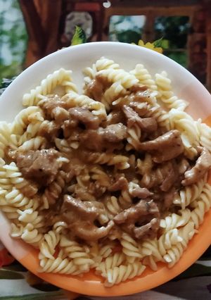 Tejszínes oregános pörkölt recept fotója