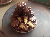 કોકોનટ ચોકલેટ (Coconut Chocolate Recipe In Gujarati)