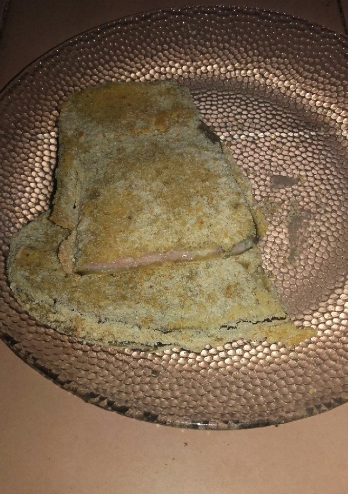 Una foto de Milanesas de berenjenas rellenas