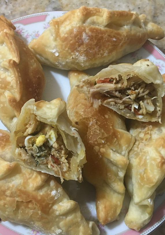 Una foto de Empanadas de pollo al verdeo