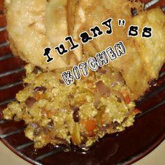 A picture of Fried yam with egg source.