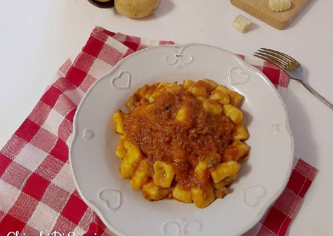 Gnocchi al ragù