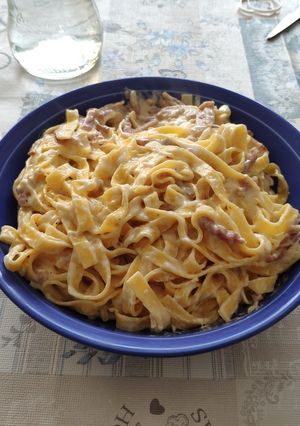 Una foto de Espaguetis Carbonara para 1