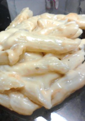 A picture of Easy mac n cheese!.