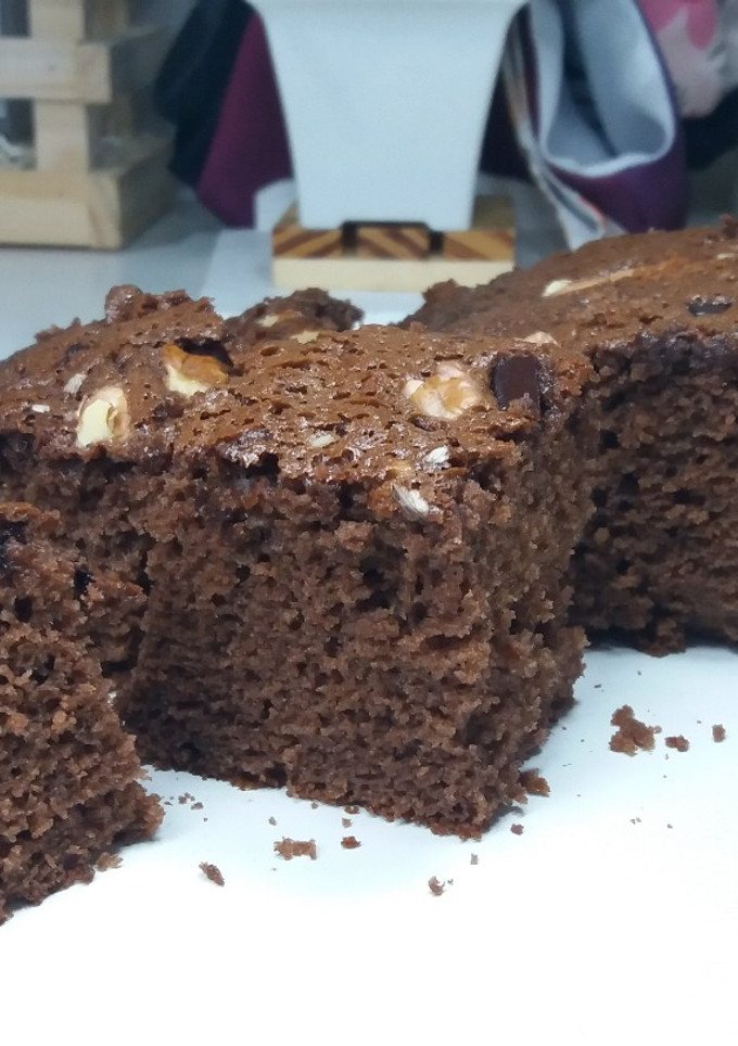 Una foto de Bizcochuelo de chocolate Matero con nuez y chips