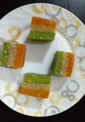 A picture of Tricolour Burfi (no fire recipe).