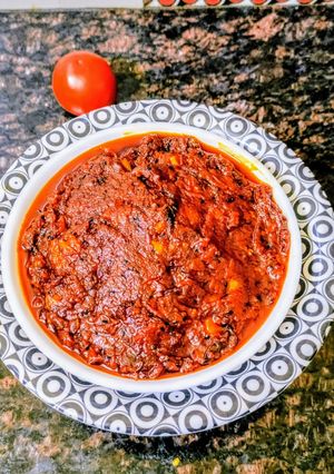 A picture of Tomato Garlic Pickle.