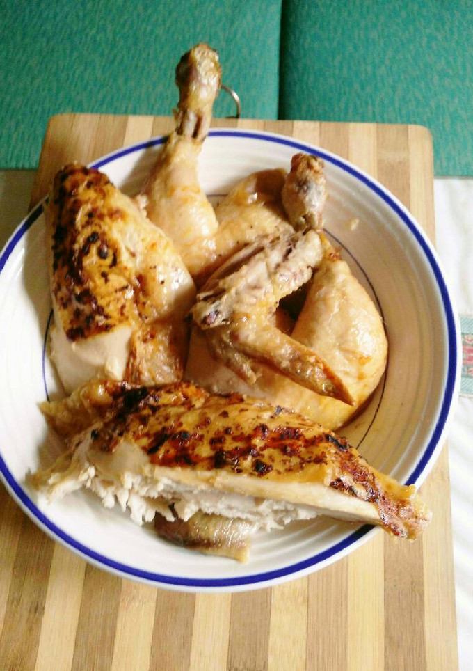 Una foto de Pollo asado con salsa de cítricos
