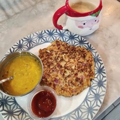 A picture of Onion mushroom loaded chilla.