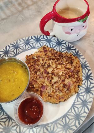 A picture of Onion mushroom loaded chilla.