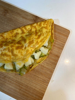 Una foto de Tortilla de calabacín y mozzarella