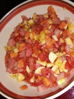Fruit salad ainihin hoton girkin
